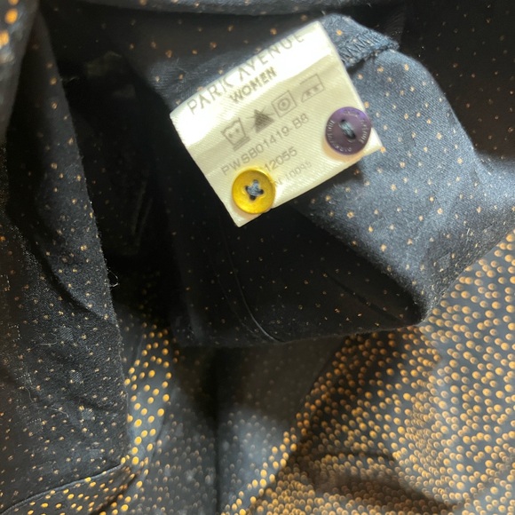 NWOT Park Avenue Navy Blue Button Down Shirt with Polka Dots - Picture 10 of 10